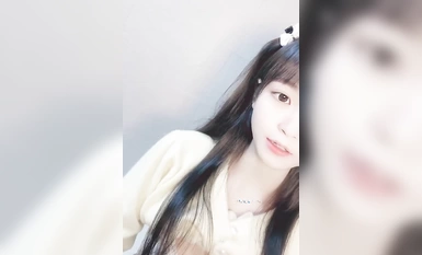 -Nữ thần tuyệt đối [Lấp lánh] thuần khiết quá ~ Nhìn một cái là muốn xuất tinh~ Đẹp quá, khoe đoạn video ngắn với mông trắng, chân đẹp và bàn chân ngọc (4)