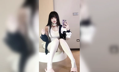 九言 白色體操服