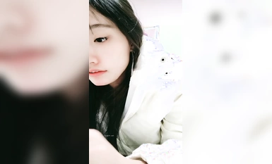 校花級別推薦~粉嫩美少女【妮妮愛吃肉】下海撈錢~各種自慰直播合集 (11)