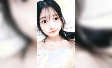 Disyorkan di peringkat kecantikan sekolah~Gadis merah jambu dan lembut [Nini suka makan daging] pergi ke laut untuk mencari wang~Koleksi pelbagai siaran langsung melancap (4)