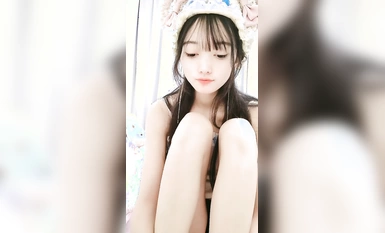 The school flower class recommendation ~ pink tender beauty girl [Nini love to eat meat] under the sea to make money ~ all kinds of masturbation live collection (9)