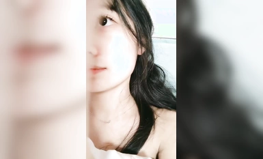 校花級別推薦~粉嫩美少女【妮妮愛吃肉】下海撈錢~各種自慰直播合集 (14)