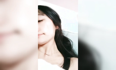 校花級別推薦~粉嫩美少女【妮妮愛吃肉】下海撈錢~各種自慰直播合集 (14)