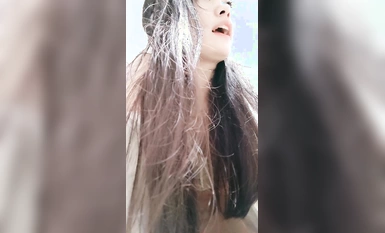 Disyorkan di peringkat kecantikan sekolah~Seorang gadis merah jambu dan lembut [Nini suka makan daging] pergi ke laut untuk mencari wang~Koleksi pelbagai siaran langsung melancap (15)