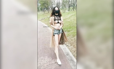 推特極品長腿大奶NTR綠帽淫妻控【阿崩】最新會員福利流出，各種公共場合露出約炮單男4P合集（1）