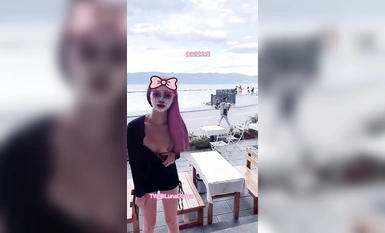 Nữ thần tương phản hàng đầu "Ngôi nhà tình yêu của Nana" có thử thách lộ diện mới nhất. Cô bí mật khoe thân trước mặt mọi người trong trung tâm mua sắm và tàu điện ngầm. Thật thú vị! Bộ sưu tập siêu tương phản (1)