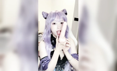 高顏值清純00後福利姬【香蕉不吶吶】 最新VIP訂閱露臉福利合集（1）