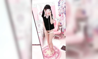 卡哇伊~卡哇伊【女高妹妹】太太可愛了咪咪鼓鼓的 (2)