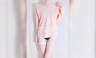 Malambot at matamis na glutinous rice cake na kulay rosas na damit na panloob