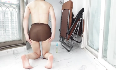 한국 소녀 오일 가슴과 바디