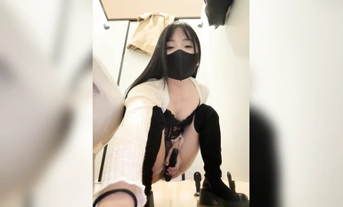 長腿黑絲公廁女神 Asia-Lynn 21小時合集 (3)