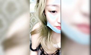 顏值御姐【極品肝肝不一樣】大奶騷舌~抖胸抖臀~騷舞誘人 (8)