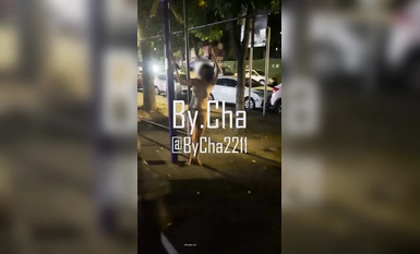 推特大神【查小理】最新作品-無視路人超大膽露出