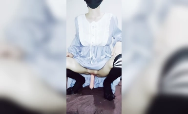 最新2024頂推！出道即巔峰新人露臉推特頂B王，人瘦奶大小魔女【蒂米】定製私拍③，裸舞頂胯，道具紫薇無套啪啪內射 合集（4）