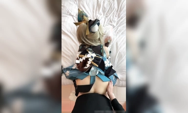 Thân hình nhỏ nhắn mềm mại và dễ dàng đẩy xuống [Qi Liangliang từ SSS] kiểu chó COS bé nhỏ Loli. Con chó con chỉ xứng đáng được nhét một con cu to và nhét vào lồn của con chó cái nhỏ nhắn.