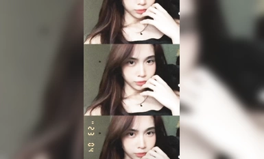 검은 목이 깊은 여학생