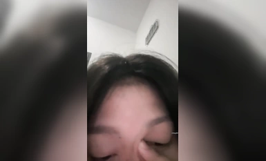 2024年新作，寒假前最後一次的放縱，G奶大學生回歸【班長大人】女生宿舍，漂亮學生妹脫光自慰，青春美好的肉體一覽無余 (1)