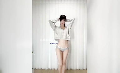 Seratus Ribu Mulut Bubur Strawberi Koleksi Kebajikan Kapten 62 Bahagian (2)