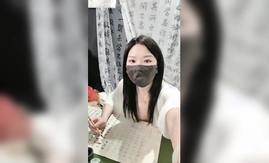 2024年2月新作，上海戲劇學院畢業，【繁花女主角】，大美女，首次撒尿，皮膚真好白得發光，極品尤物 (8)