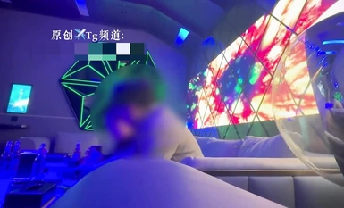 UUS1980: Girl pretends to be asleep, but the god touches her and then opens the room (3)