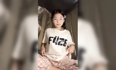 หอพักนักศึกษาของแท้แอบถอด [เหยาเหยาเหยา] ขณะที่อุปกรณ์ประกอบฉากถูกแทรกร่างกายก็สั่นโดยไม่สมัครใจและมันตึงเครียดและน่าตื่นเต้น (2)