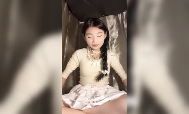 หอพักนักศึกษาแท้แอบถอด [เหยาเหยาเหยา] เมื่อใส่อุปกรณ์ประกอบฉากร่างกายก็สั่นโดยไม่สมัครใจกังวลและน่าตื่นเต้น (4)