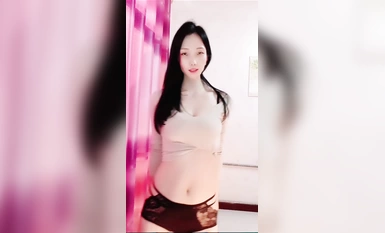 美女主播（2）