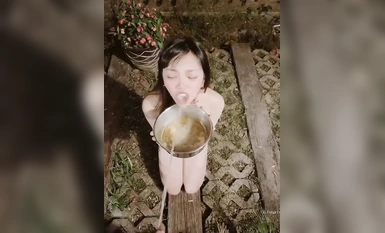 [Latihan loli terbaik] Lolita terbaik melatih jalang kecik "Fang Xueer" dengan pelbagai SM berskala besar, memaksanya untuk mendedahkan kata-kata lucah, minum air kencing, dan penembusan ganas (1)