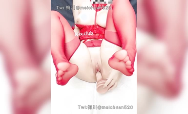 肉肉在幹嘛 新年情趣紅