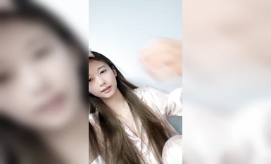 Nữ thần nổi tiếng là đây, mỹ nhân như sao [Sinh viên đại học Quảng Châu] dáng người duyên dáng, đường cong, cảnh nước trắng chảy ra từ lỗ của cô gây sốc (5)