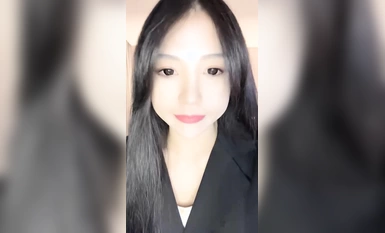 Netflix Face Aura Goddess Kissing Baby (8)