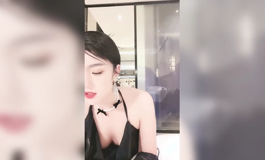 เทพธิดานางแบบชั้นนำขุดมันฝรั่งตัวน้อย (2)