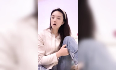 Pebrero 2024, isang kabataang babae mula sa isang mabuting pamilya sa Anhui, [Begonia Moonlight], medyo mahiyain at medyo mapang-akit, malalaki ang suso, home sex record na may itim na medyas (3)