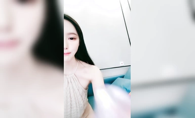 Green broadcast to yellow net red goddess! Fair skin super high face value!