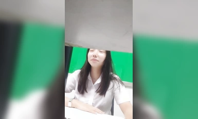 OL主播@陳住氣(李一茶)戴著跳蛋上班摸魚尺度福利秀 (5)