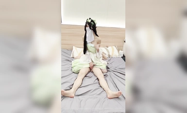 Ang magandang babae na may kaibahan ng pagnanasa at pagnanasa [Ruanruantu] ay may puting medyas, si Mengdie Hanfu, kasarian, purong pagnanasa, at ang kanyang tunay na kalikasan ay nakalantad kapag siya ay nakahiga sa kama kung saan nagsasalita siya ng wal