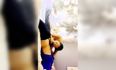 【按摩院❤️技師】冰皮蛋糕✨ 老鴇的實力不容小覷 來體驗服務的大哥 肉棒被吸到爽翻 深喉媚眼挑逗 精液噴射而出