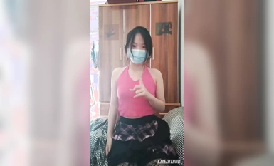 小妹妹自慰自拍2