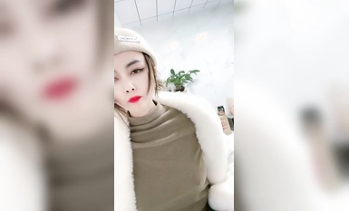 [Cô phù thủy nhỏ với dáng người cong vút] Em gái hoàng gia tuyệt vời nhất! Đôi chân dài trong chiếc tất đen ~ Thủ dâm bằng đạo cụ ~ Thật ngầu!