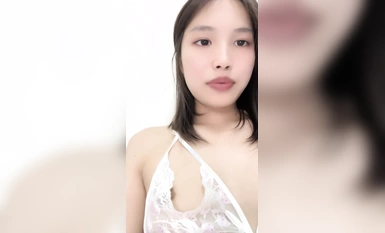 동네 여신의 야한 면모, [복숭아물고기], 순수하고 수줍은, 남자친구에게 며칠 동안 잤다 (7)