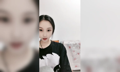 坐標重慶，大長腿超模女神重磅歸來，【純情小貓咪】。魔鬼身材。臉蛋精緻，被男友連續無套幹了好多天 (5)