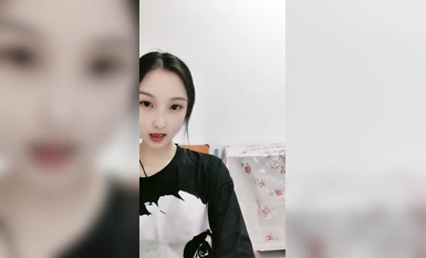 坐標重慶，大長腿超模女神重磅歸來，【純情小貓咪】。魔鬼身材。臉蛋精緻，被男友連續無套幹了好多天 (5)