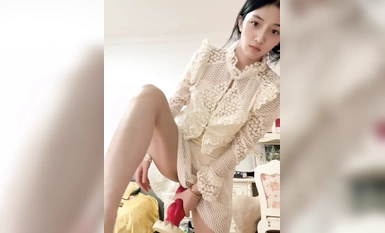 Isteri yang sangat tulen dan tampan, gambar peribadi seks berskala besar bocor! Setiap senyuman itu indah