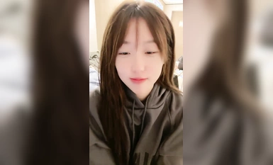 สาวโรงเรียนสวยน่ารักช่วยตัวเองหีของเธอและหลั่งตอนที่ 2 (1)