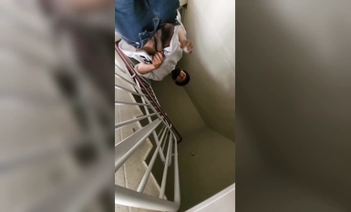 Rare resource Korean uncle series na nakahanap ng mga baguhang batang babae para mag-masturbate, magbigay ng blowjobs, footjobs at ipakita ang kanilang mga mukha, magagandang review (2)