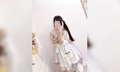 Seorang gadis cantik dengan kulit berkrim dan nafsu murni [Cai Xiaoxiong], seorang gadis comel dengan penampilan yang comel tetapi perempuan murahan kecil di belakangnya, koleksi gadis tulen dan coquettist dengan kaki panjang (1)