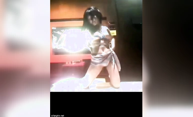 《KTV里那些事2》小姐姐們各種玩國內暗黑KTV露點裸體合集（1）