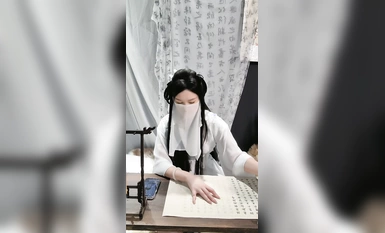 ผลงานใหม่ในเดือนกุมภาพันธ์ 2567 สำเร็จการศึกษาจาก Shanghai Theatre Academy [นางเอกดอกไม้] สาวสวยร่างใหญ่ ผิวขาว เครื่องแต่งกายที่ทันสมัย ตัวละครและอุปกรณ์ประกอบฉากที่แตกต่างกันสำหรับการช่วยตัวเองทุกวัน (5)