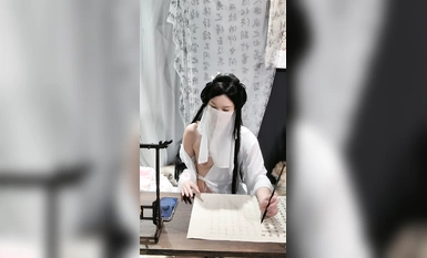 ผลงานใหม่ในเดือนกุมภาพันธ์ 2567 สำเร็จการศึกษาจาก Shanghai Theatre Academy [นางเอกดอกไม้] สาวสวยร่างใหญ่ ผิวขาว เครื่องแต่งกายที่ทันสมัย ตัวละครและอุปกรณ์ประกอบฉากที่แตกต่างกันสำหรับการช่วยตัวเองทุกวัน (5)