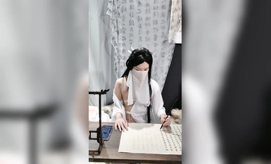 ผลงานใหม่ในเดือนกุมภาพันธ์ 2567 สำเร็จการศึกษาจาก Shanghai Theatre Academy [นางเอกดอกไม้] สาวสวยร่างใหญ่ ผิวขาว เครื่องแต่งกายที่ทันสมัย ตัวละครและอุปกรณ์ประกอบฉากที่แตกต่างกันสำหรับการช่วยตัวเองทุกวัน (5)